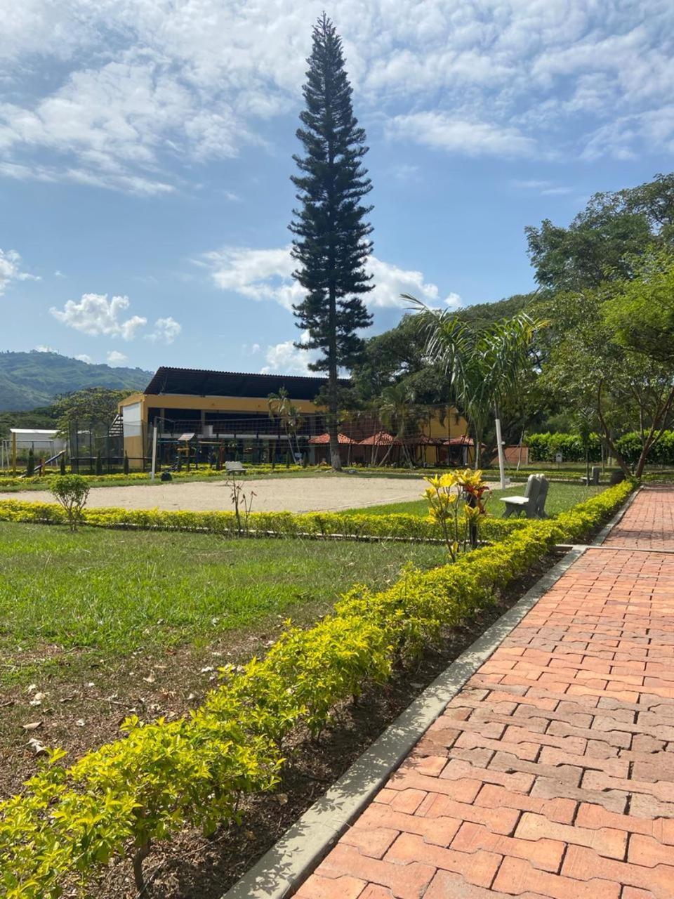 Hotel Villa Zaragoza Ngoại thất bức ảnh